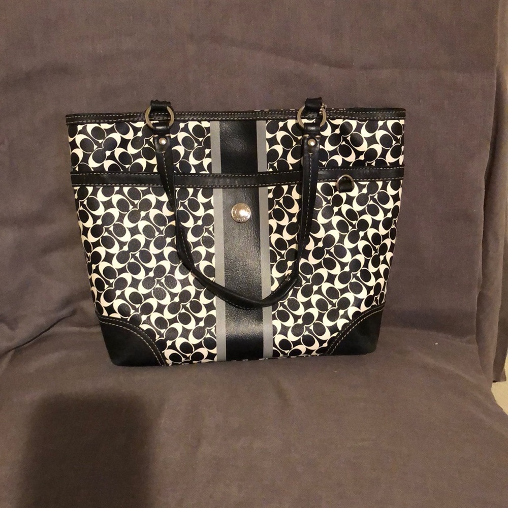 Coach bag - black and white